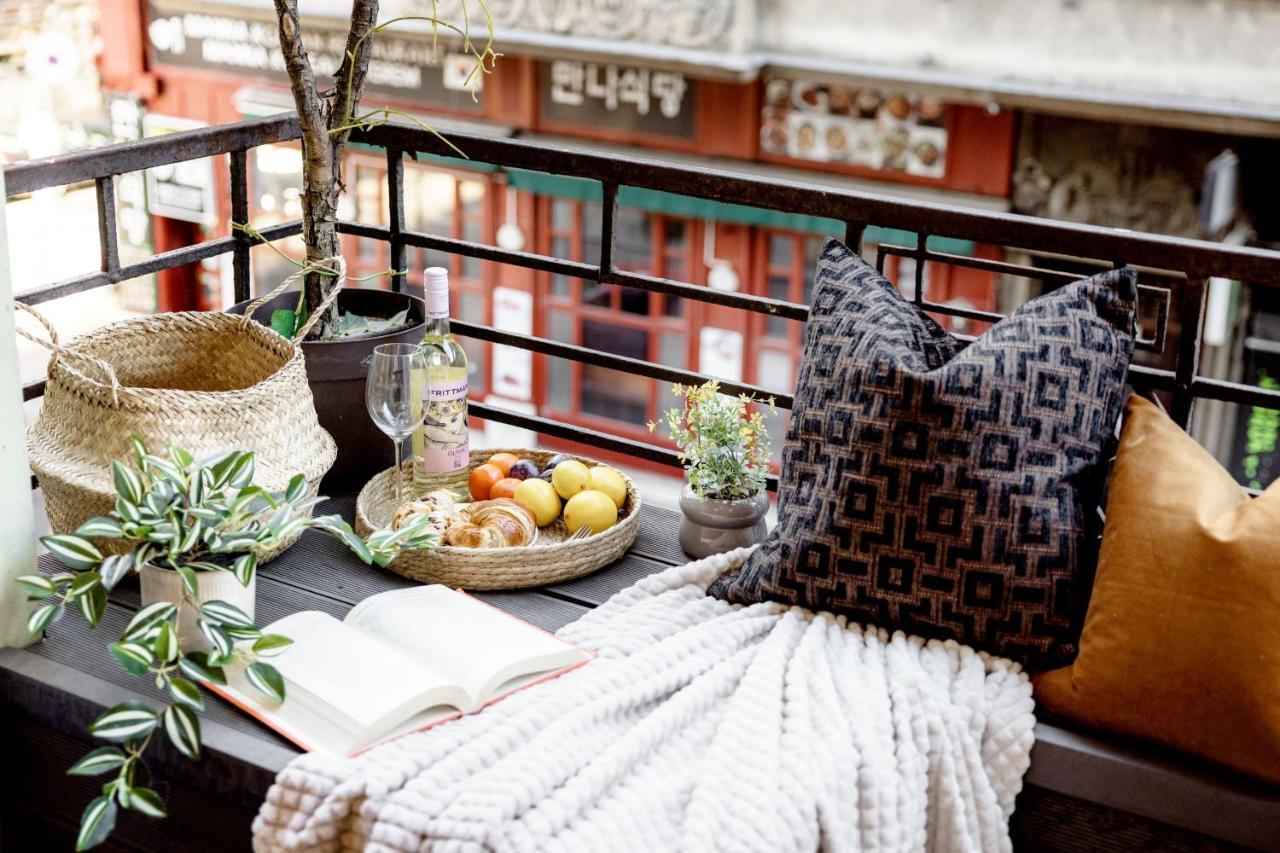 Chill On The Screened Balcony-Budapest Most Historic Landmarks Exterior foto